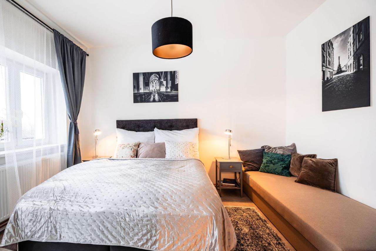 Silvie Apartments - Lazecka أولوموك المظهر الخارجي الصورة